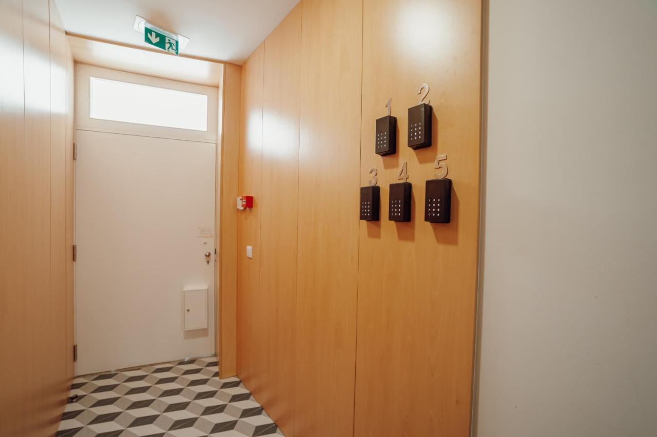 Aliados Suites By Homing Porto Exterior photo