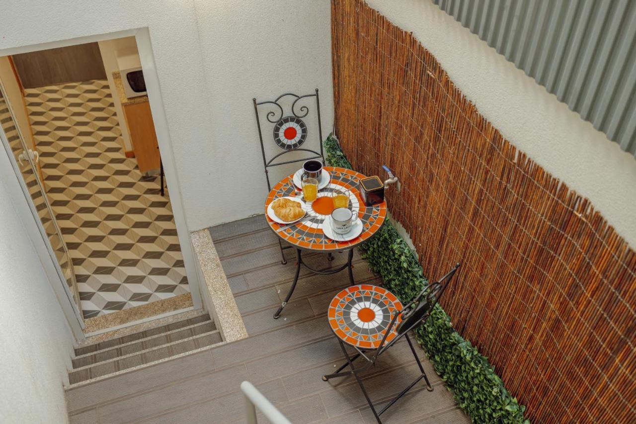 Aliados Suites By Homing Porto Exterior photo