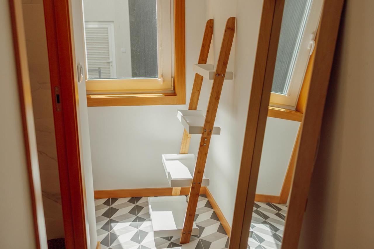 Aliados Suites By Homing Porto Exterior photo